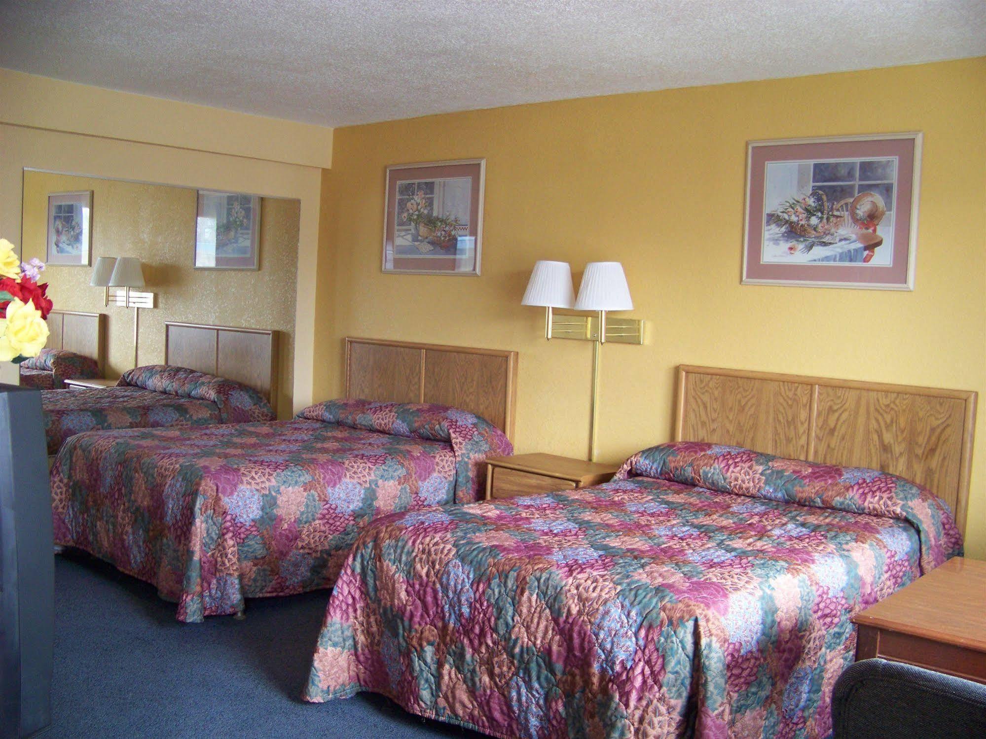 American Motor Inn - Рок Айлънд Екстериор снимка